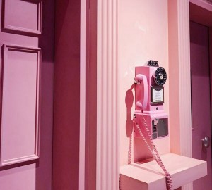 杭州富阳区龙门镇附近ktv招聘女服务员,(不压工资待遇好的)